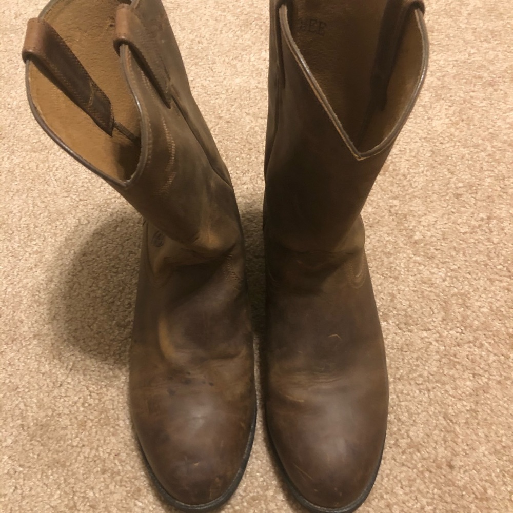 Ariat Boots 10 1/2 EE.